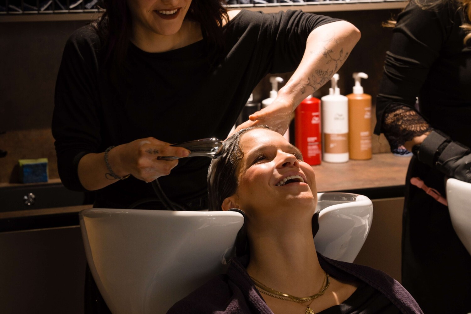Damenhaarschnitt und Styling bei FreshStyle in Nänikon
