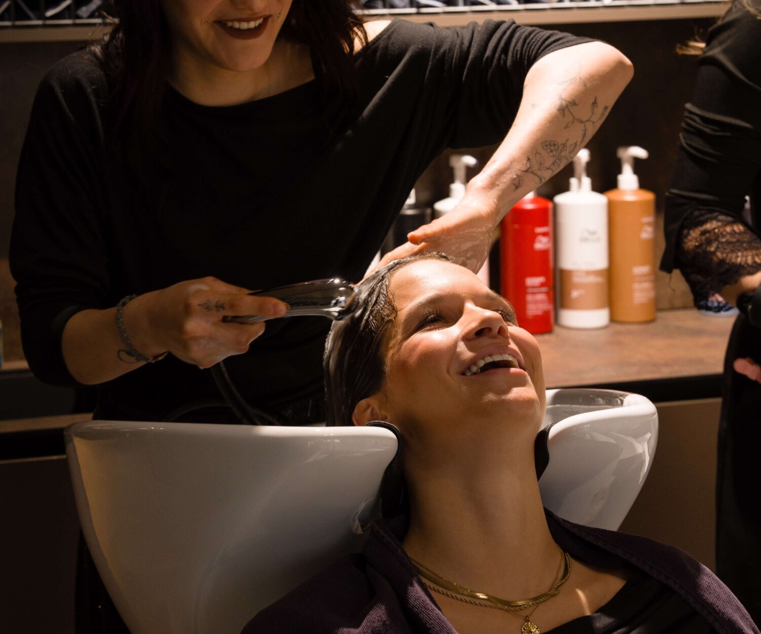 Damenhaarschnitt und Styling bei FreshStyle in Nänikon
